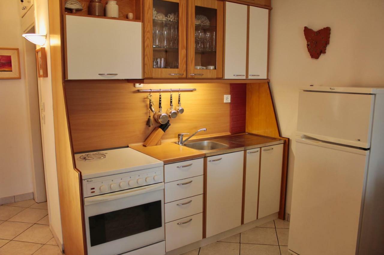 Fokais Beach Apartment Néa Fókaia エクステリア 写真